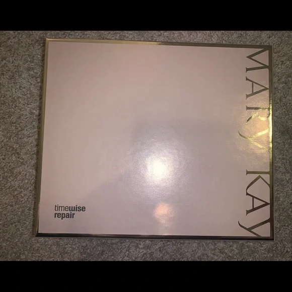 Mary Kay timewise repair - Picture 5 of 6